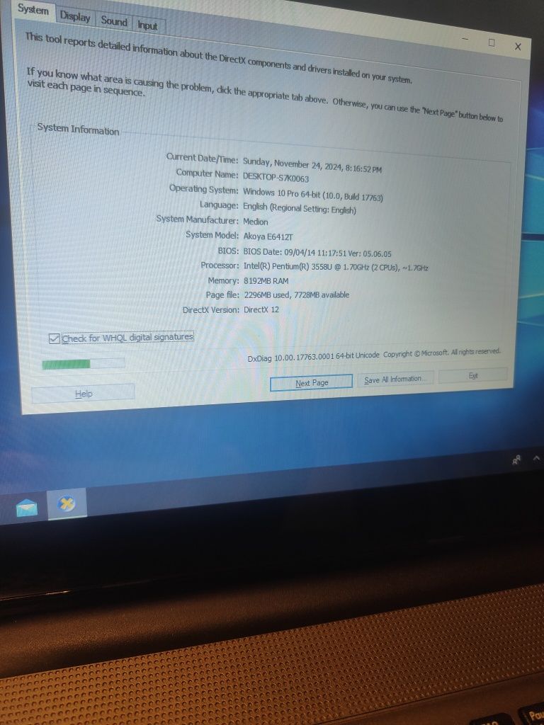 Medion Akoya proc Intel 1,7ghz ram 8gb hard disk 500gb touchscreen 15,