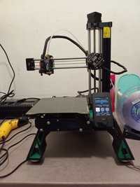 Imprimanta 3D Prusa Mini Plus, cu WiFi