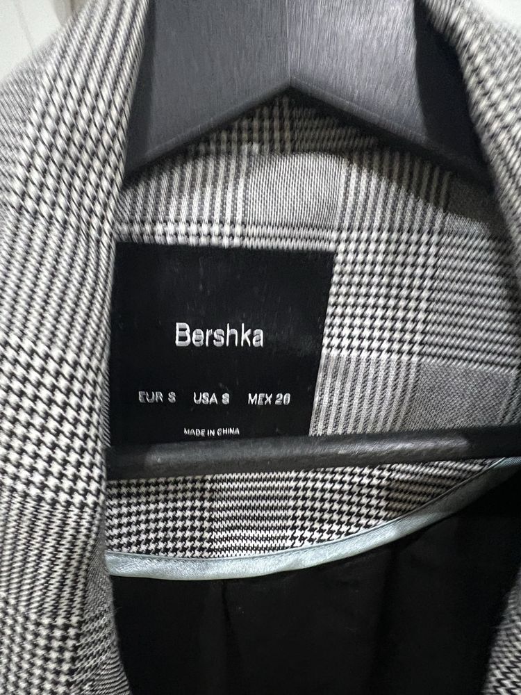 Сако/ блейзър Bershka