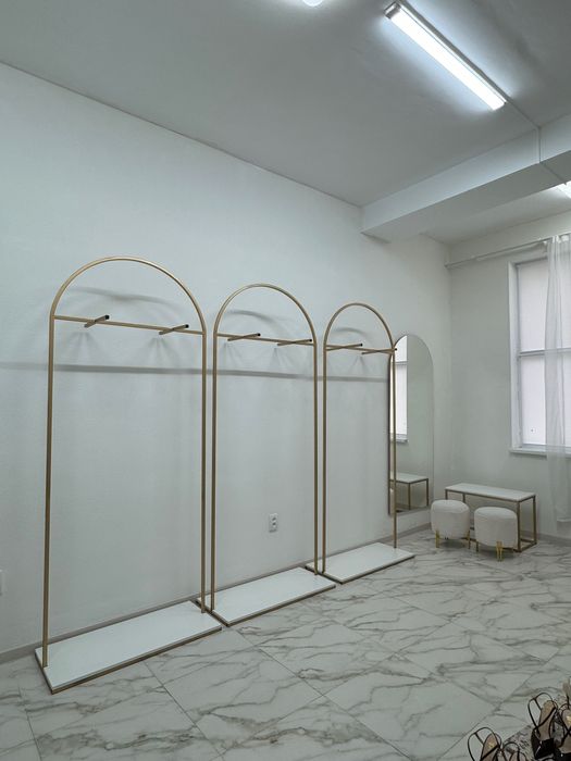 Стеллажи, мебель для магазина