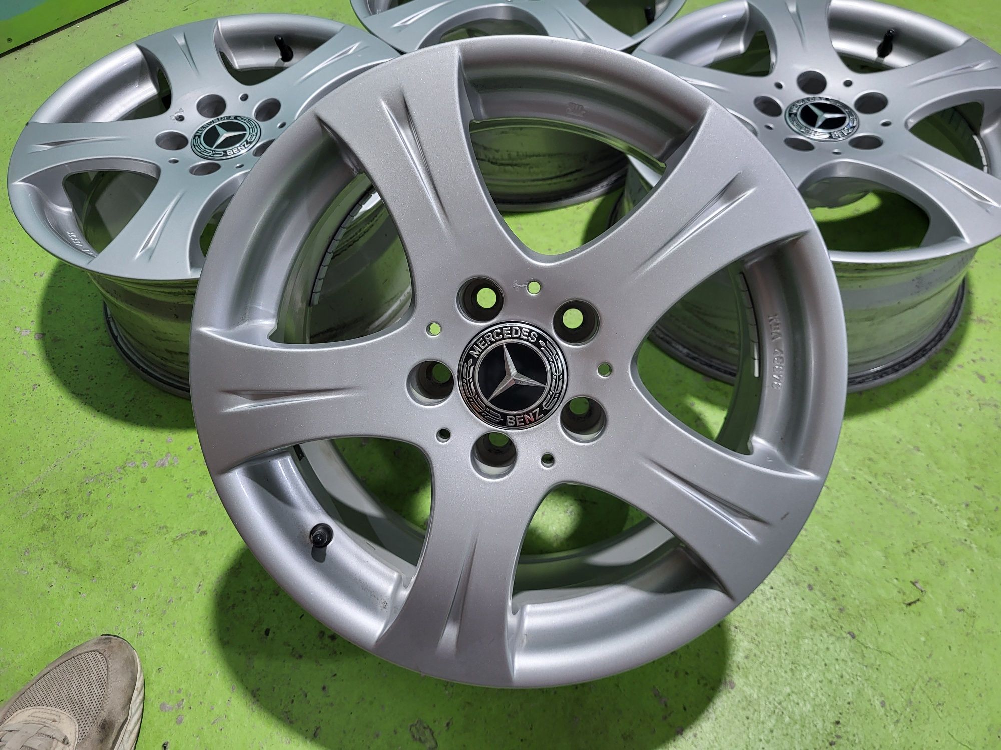 16 5x112 Mercedes E Class C Class лети джанти  5х112