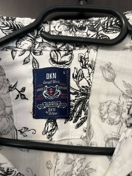 Различни модели ризи