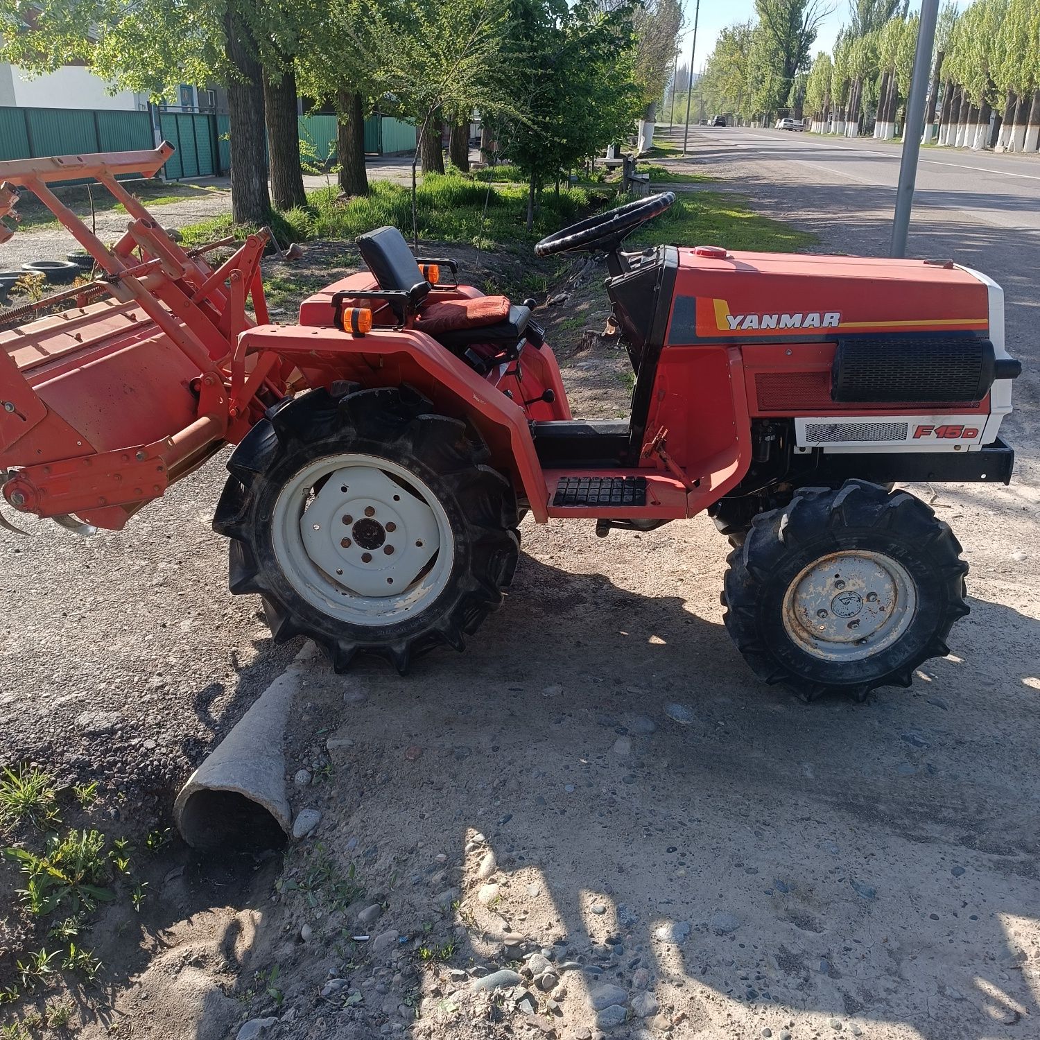 Продам японский мини трактор