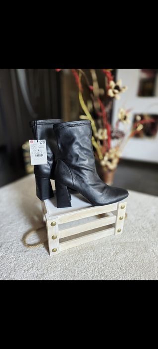 Botine Bershka (negre)