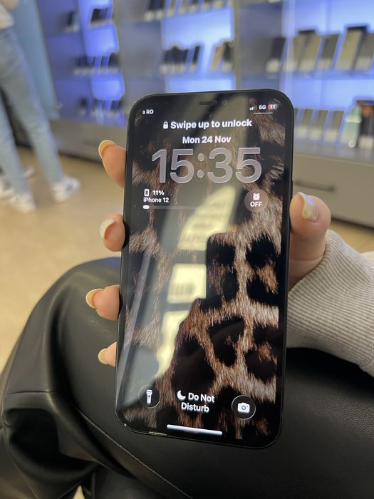 Iphone 12- 128GB stare buna