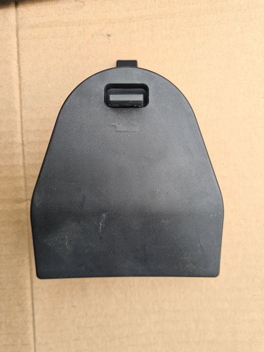 Suport triunghi Passat B8