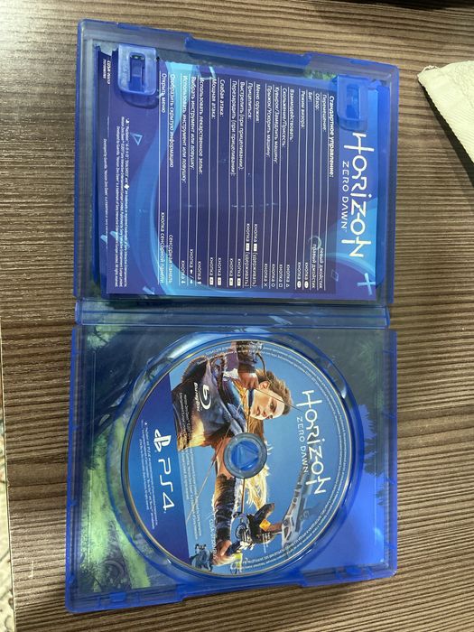 Продаю диск хорайзон зеро давнв идеальном состояний.  пишите в ватсап