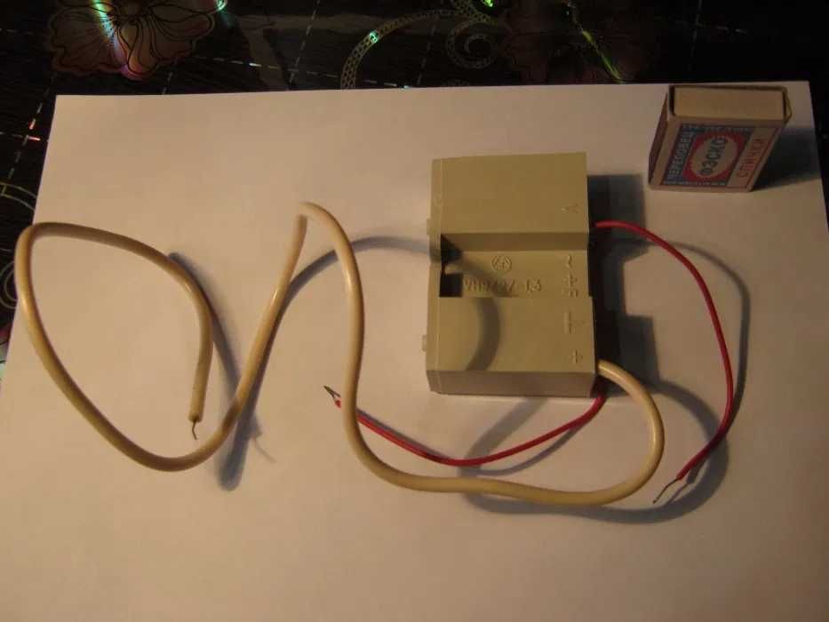 Умножитель напряжения ун9/27-13.