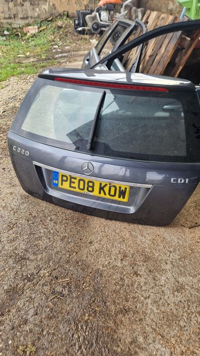 Пета  Врата за Mercedes w204 комби