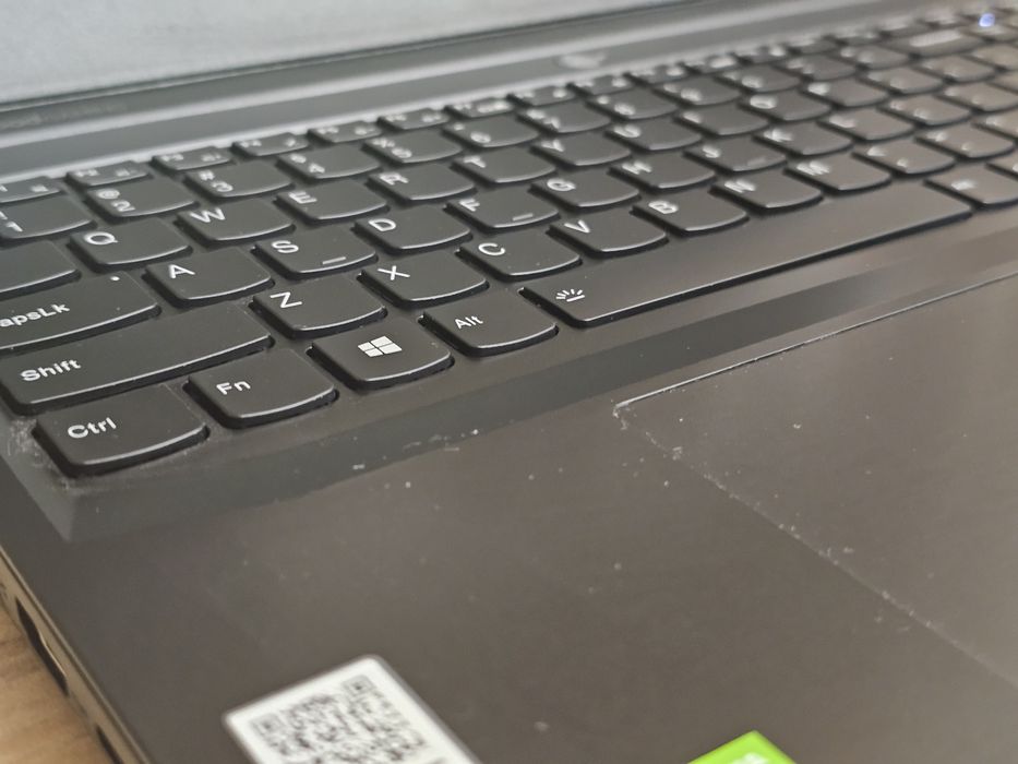 Gaming лаптоп Lenovo IdeaPad 3 15IHU6