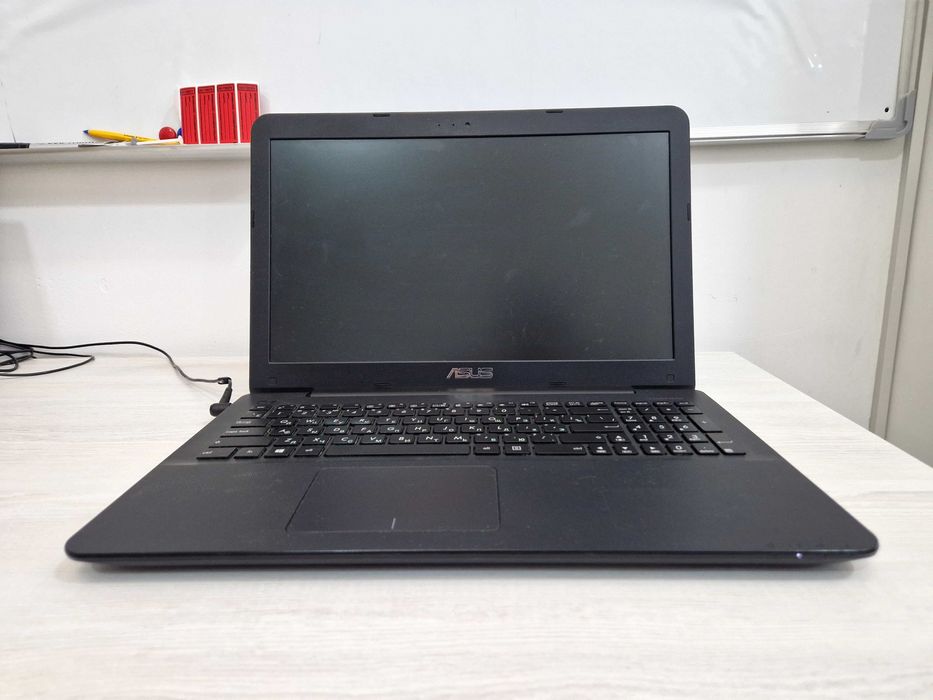 Бюджетный Ноутбук от ASUS с процессором AMD E2-9010