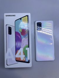 Телефон  Samsung a41 64g 4ram android 11