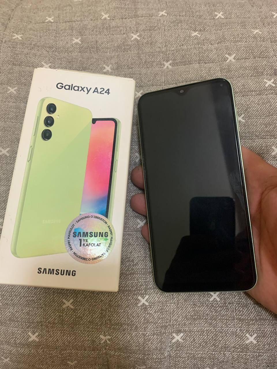 Samsung A24 yangi upakobka