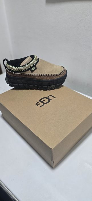 Ugg   originale marimea 36 din piele  intoarsa venture