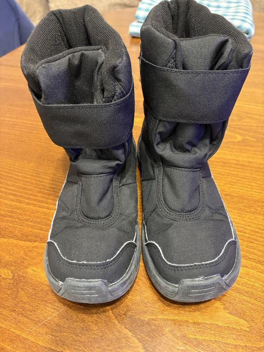 Ботуши/ апрески Quechua от Декатлон в черно номер 34