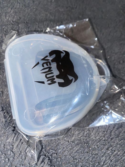 Proteza dentara Venum