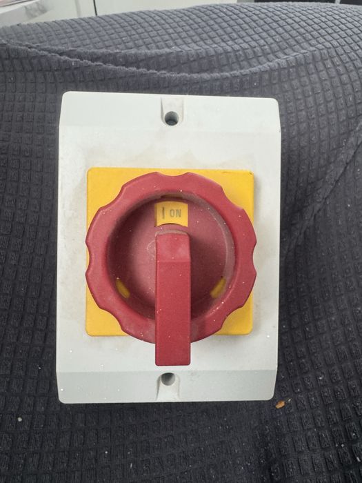 Intrerupator 20v