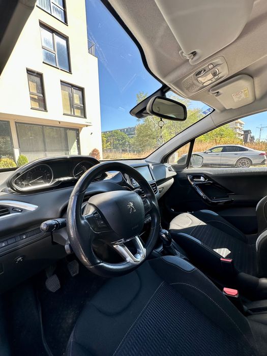 Peugeot 208 1.4i, Бензин/Газ, 95 к.с.