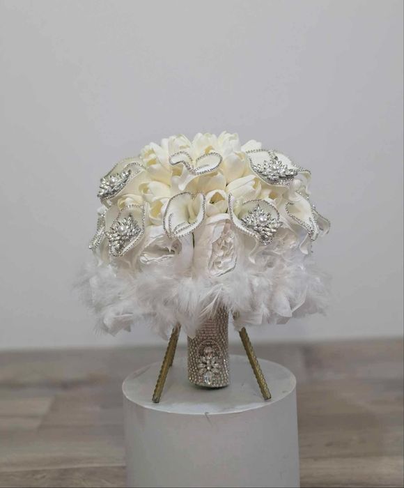 Vand buchet tip bijuterie