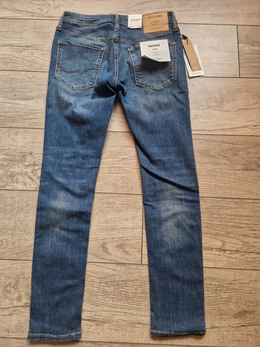 Мъжки тъмно сини дънки