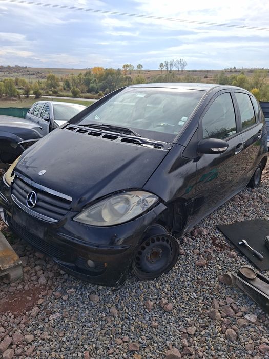 Мерцедес А180 2010Г. НА ЧАСТИ