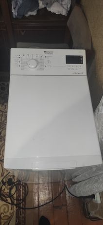 Продам стиральную машину hotpoint ariston 5кг