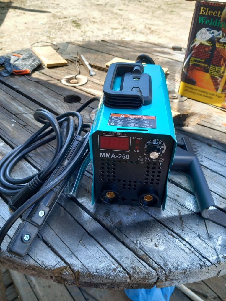 Aparat sudura cu electrod