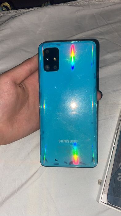 Продам Samsung A51 128gb