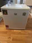 Frigider Minibar Starlight MBM-45AP 45L, clasa F, H 49 cm Alb