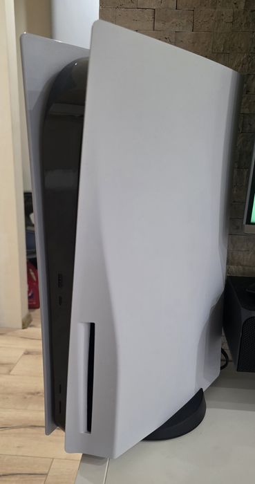 Playstation 5 825 GB