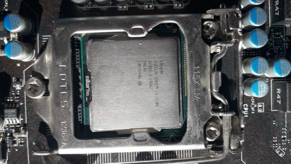 Placa baza socket 1155 3 buc procesor i3 stare necunoscuta B75A MSI et