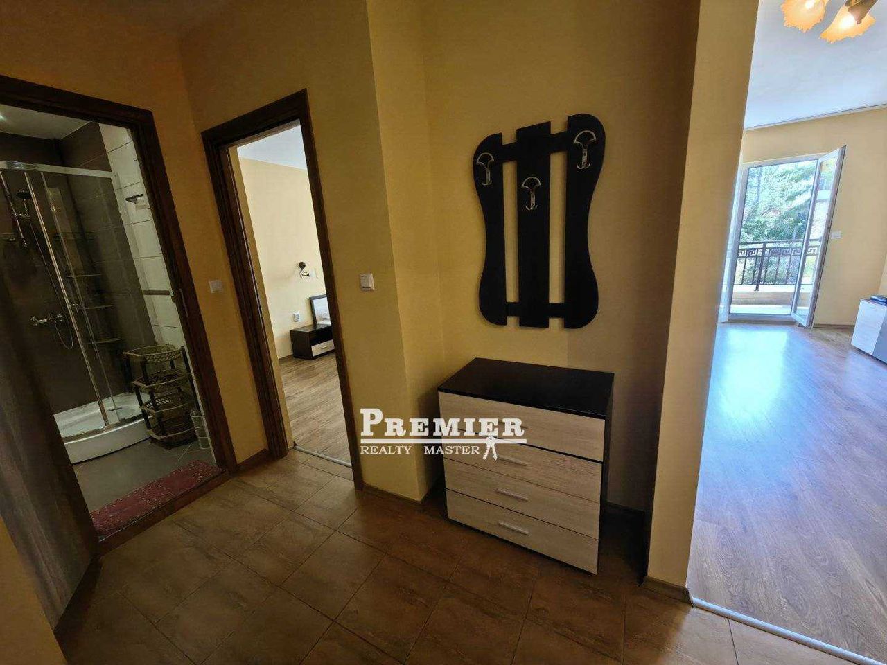 Продава се Двустаен апартамент в к.к. Слънчев бряг - 71 кв.м за 1212 €/кв.м - Снимка #5