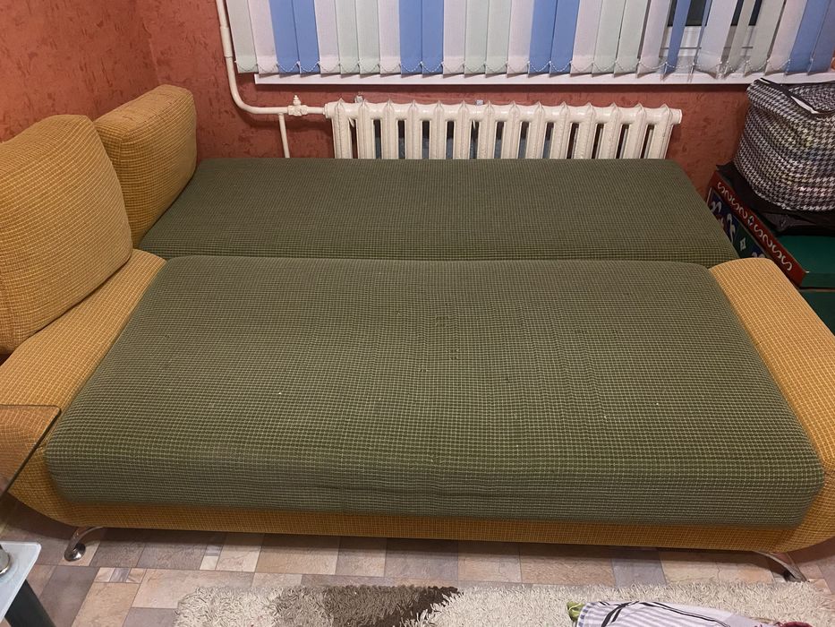 Продам диван, кресла