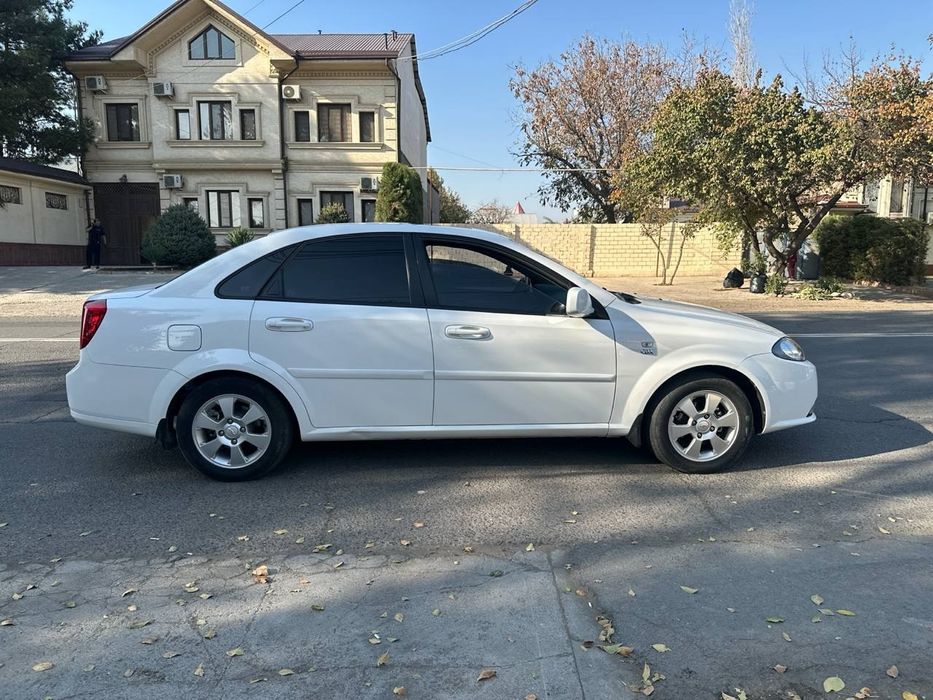 Jentra elegant puls full arenda nasiya savdo bo'lib to'lash boshi 2000