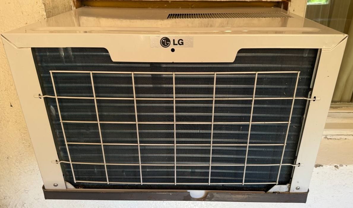 Кондиционер/оконный LG/ б/у
