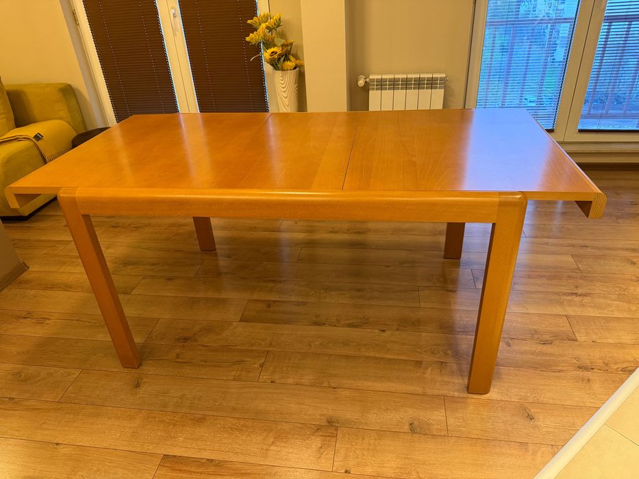 Трапезна маса - масив