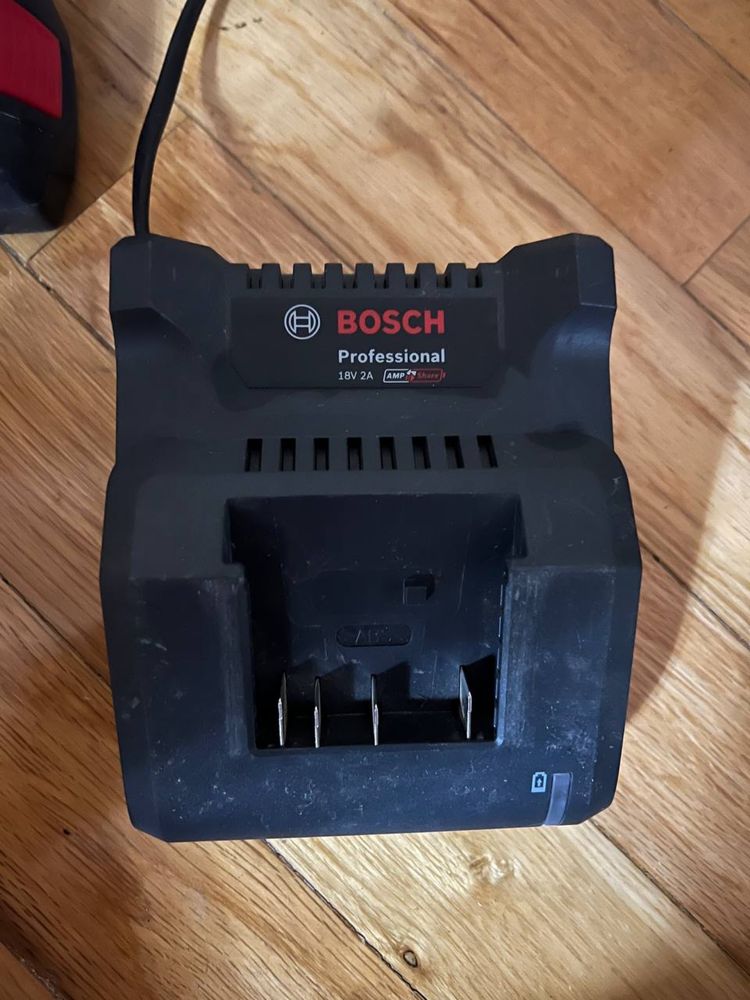 Аккумуляторный гибридный гайковерт/шуруповерт Bosch gex 180
