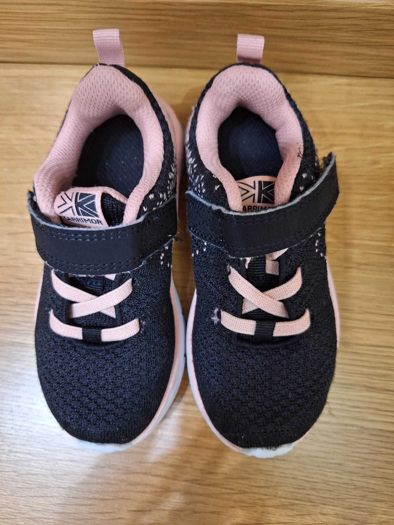 Продавам детски маратонки KARRIMOR