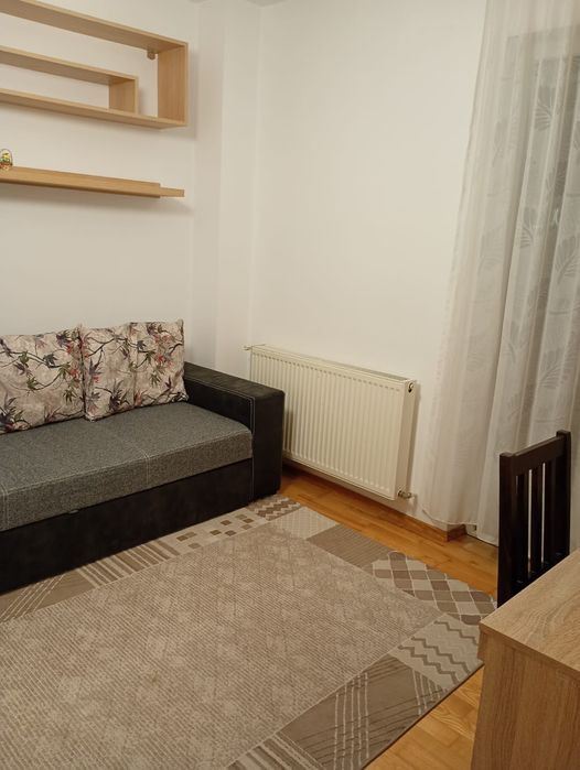 închiriez apartament strada Edgar Quinet 4-6