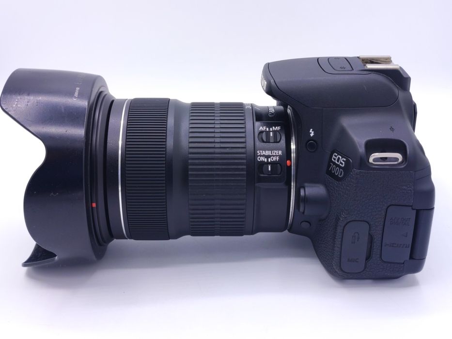 Camera foto DSLR Canon EOS 700D + obiectiv, Garantie 24 luni | #D87813