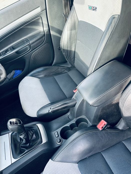 Продавам на части Шкода Октавия