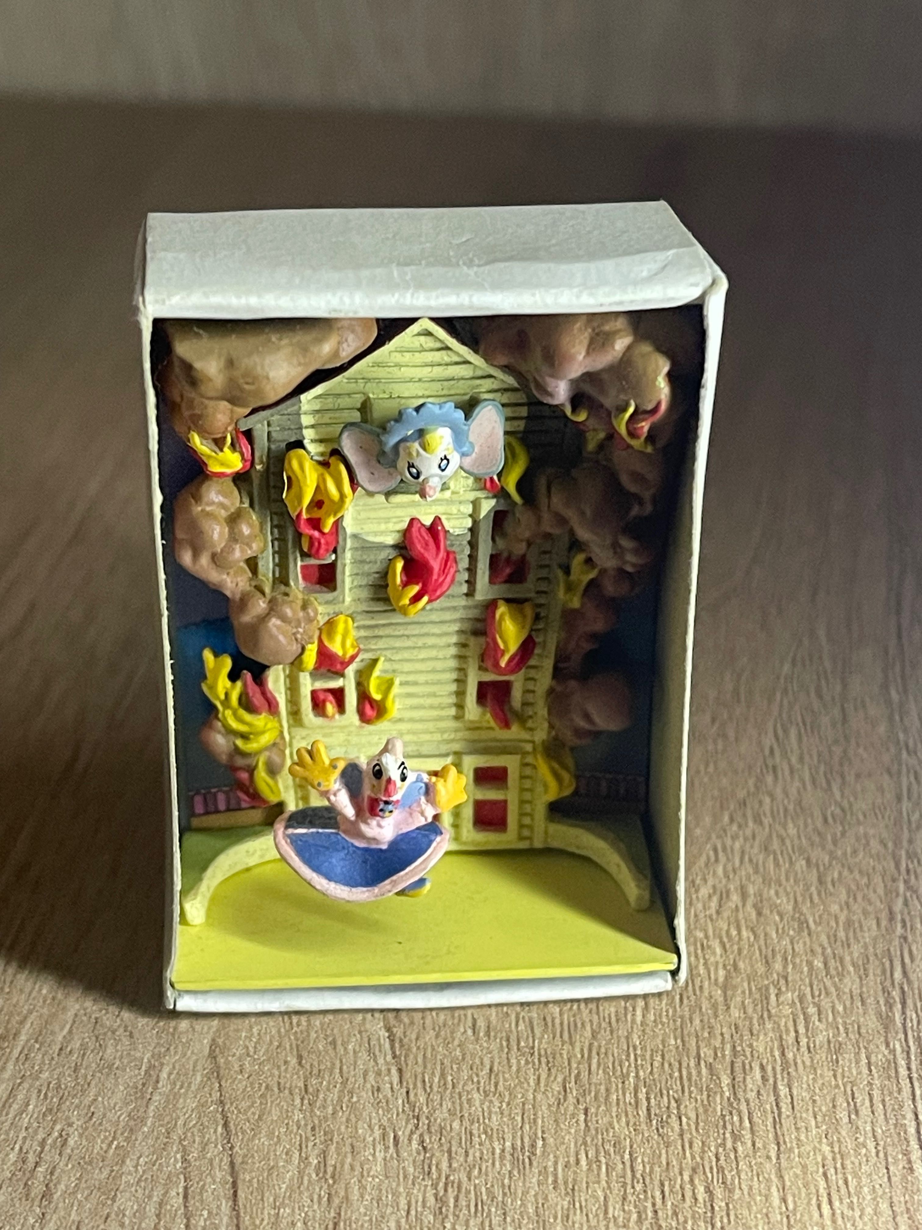 Figurina Diorama Vintage/Walt Disney / Youjin/ Dumbo