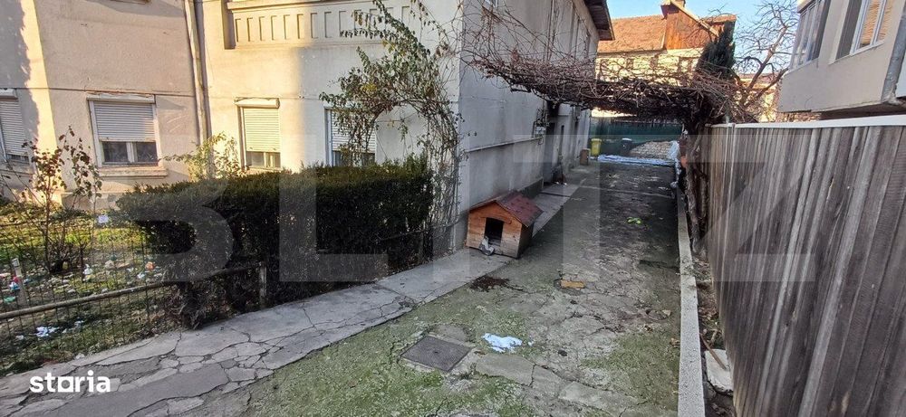 Exclusivitate!!  Casa  5 camere, 200 mp, zona-centrala-strada  1 Decem