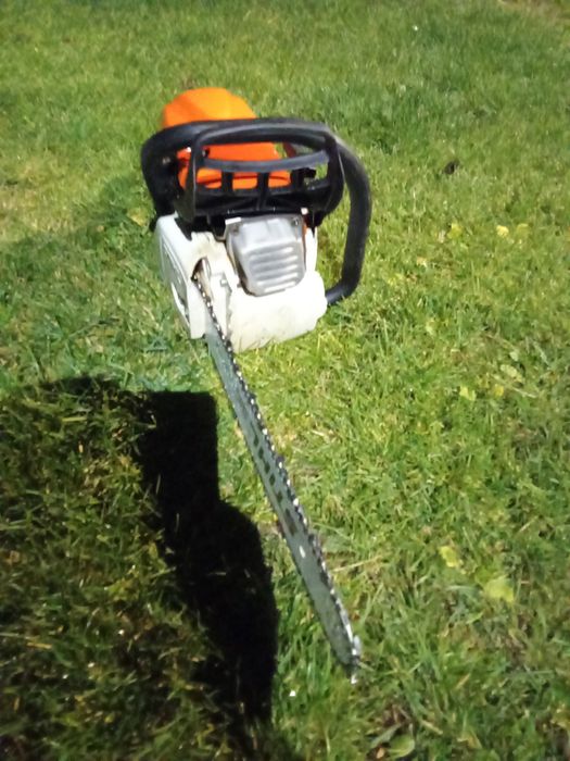 Vând drujba Stihl ms311