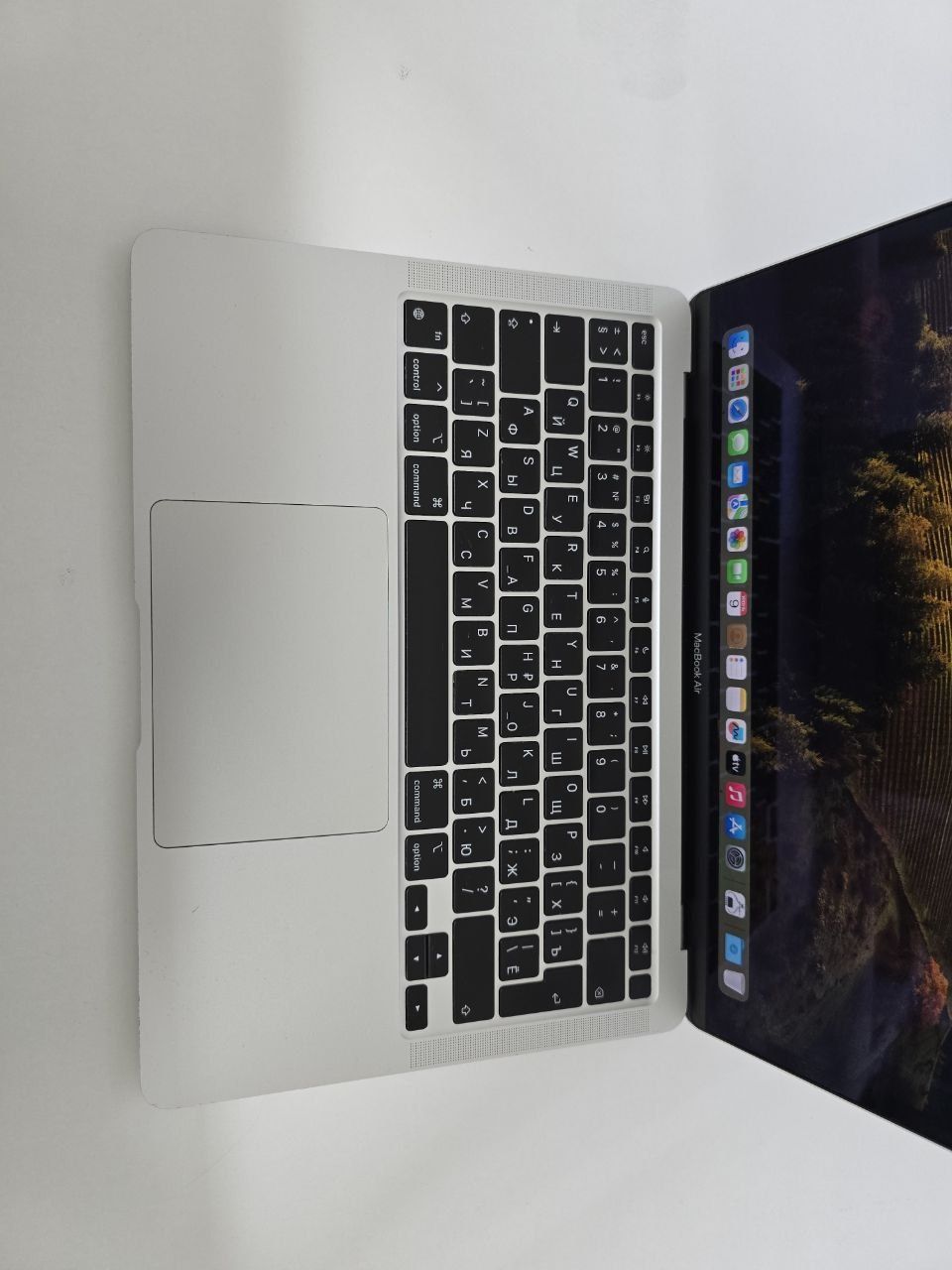 Ноутбук Apple MacBook M1 2020