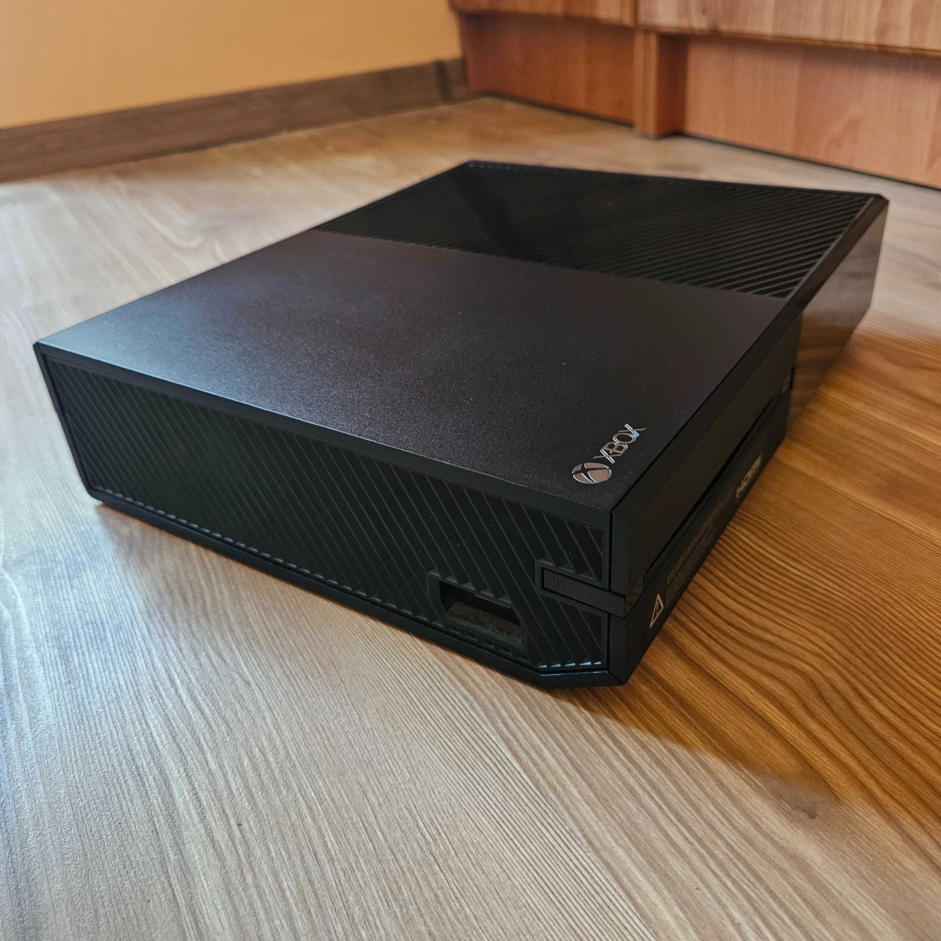 Нов XBOX ONE 1TB + 2 джойстика + 3 топ игри, PS5 PS4 PlayStation 4 5