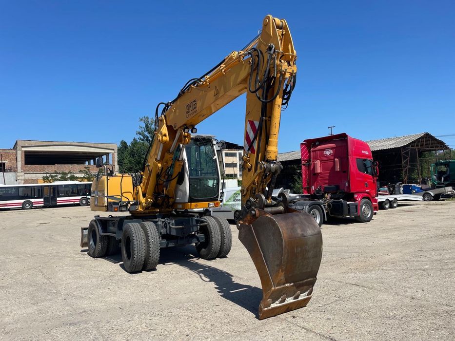 Excavator pneuri roti LIEBHERR 18To