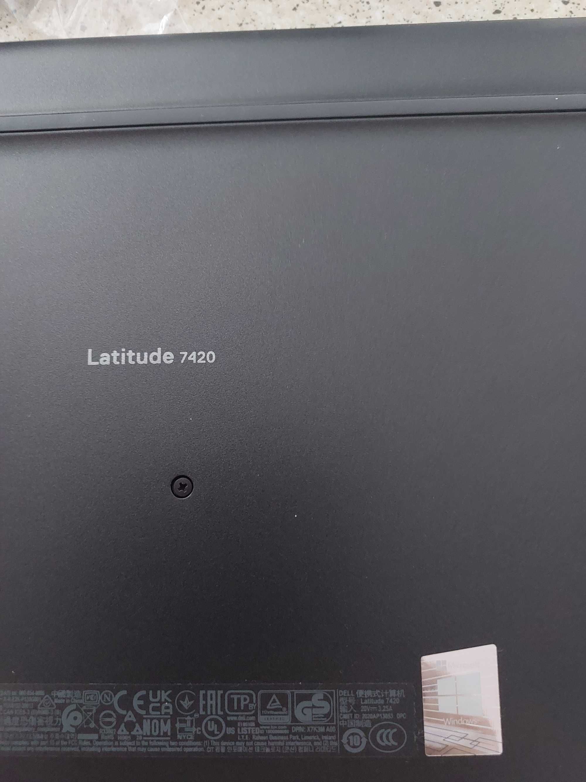 Laptop DELL Latitude 7420