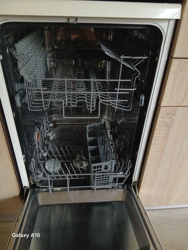Съдомиялна Electrolux 45см