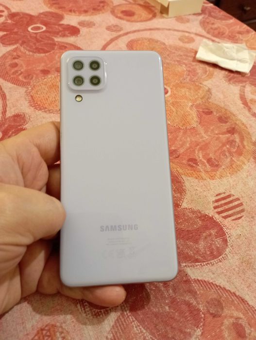 Samsung Galaxy A22 violet